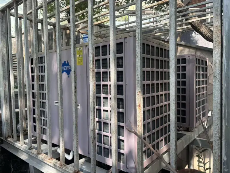 ブルーウェイ建築スイミングプールプロジェクト: フェーズ3、深セン市福田区雲定翠峰